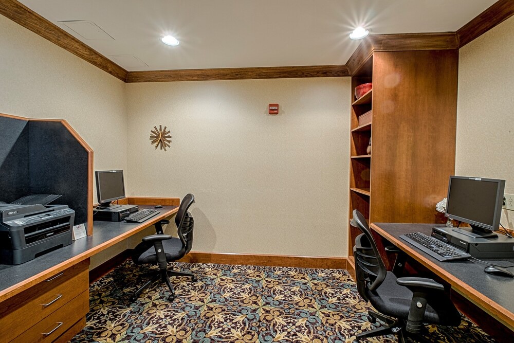 Photo of Bedroom in Harrisburg - Hershey