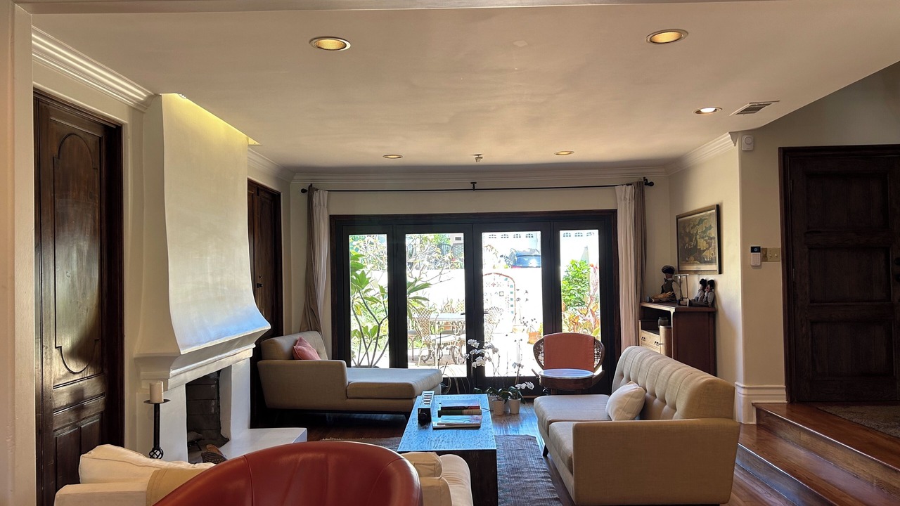 Photo of Livingroom in Ladera Heights