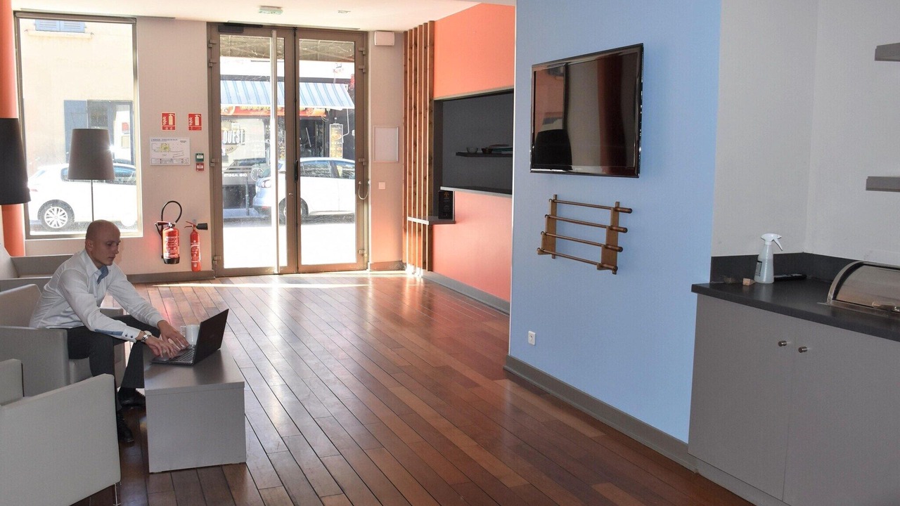 Photo of Livingroom in 9th Arrondissement