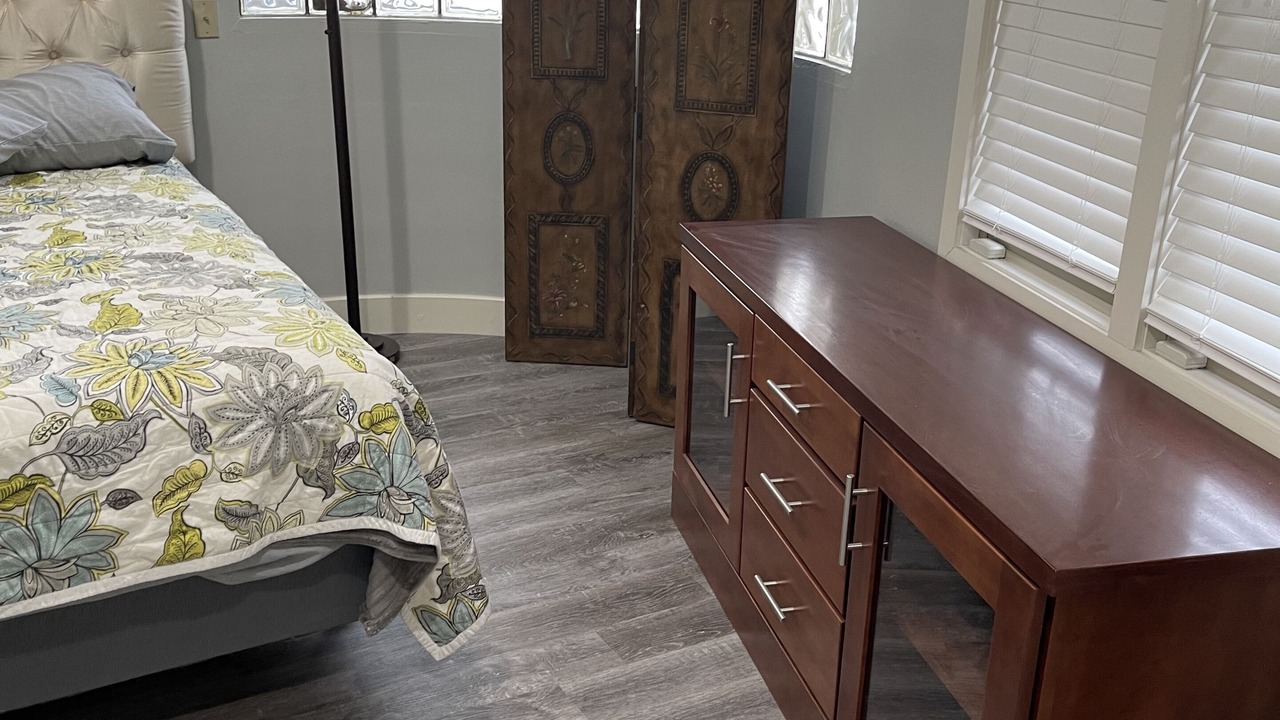 Photo of Bedroom in Brownstown