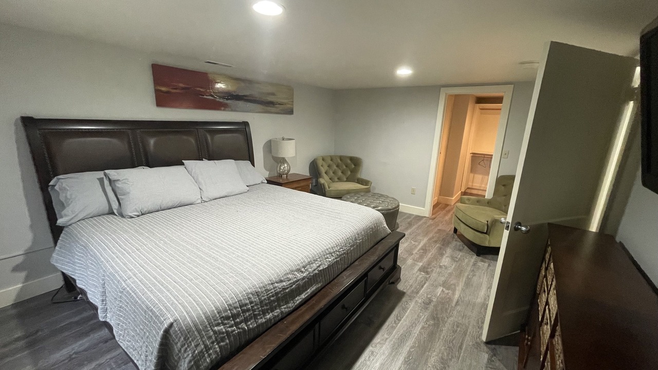 Photo of Bedroom in Brownstown