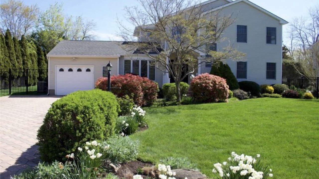 Photo of Outdoor in Greenport West
