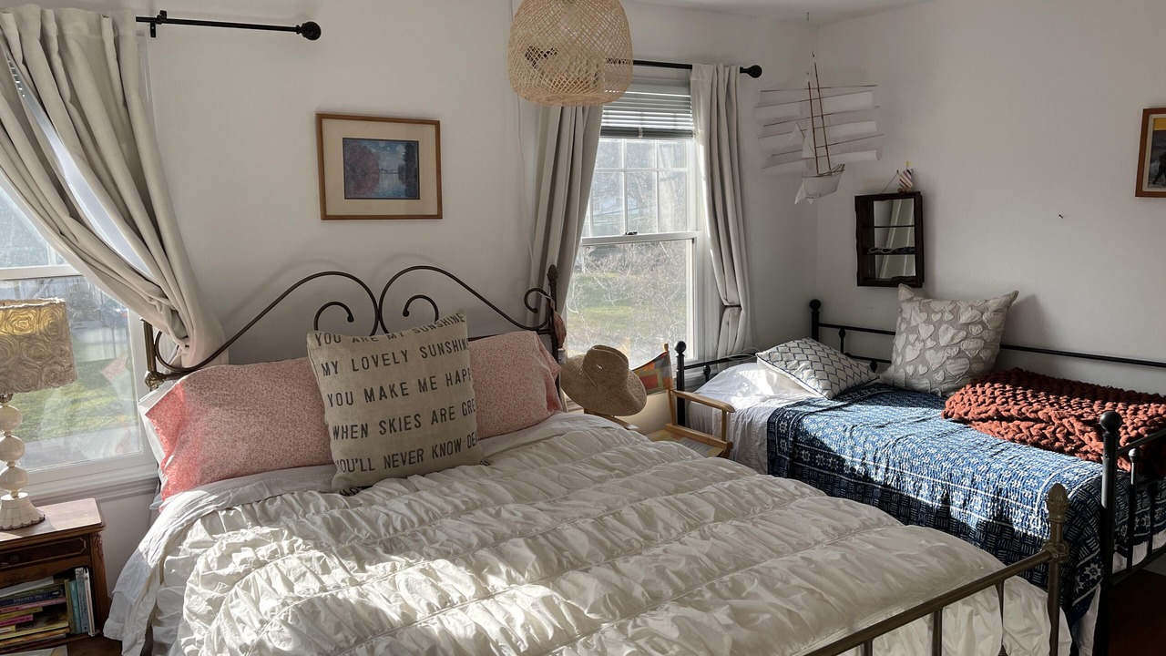 Photo of Bedroom in Greenport West