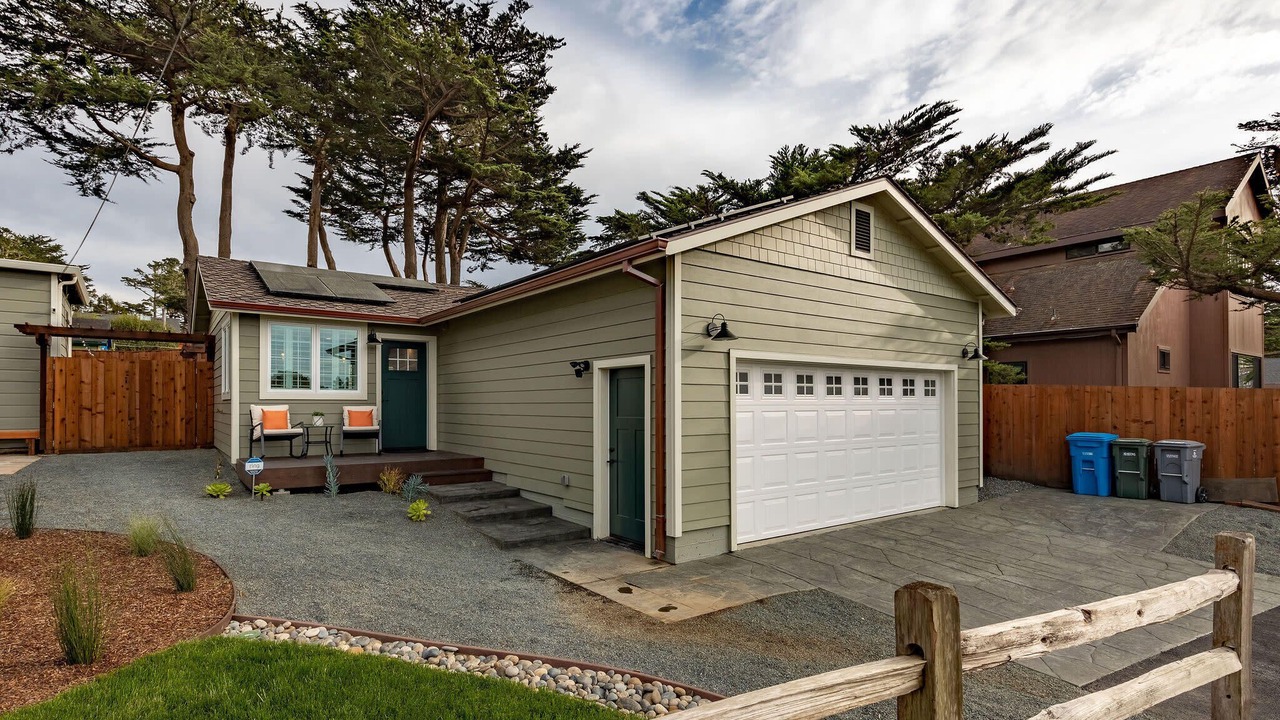 Photo of Outdoor in Montara