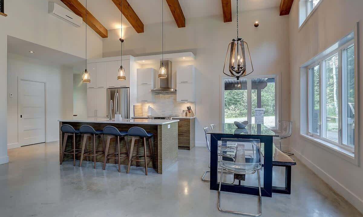 Photo of Kitchen in Stanstead Township