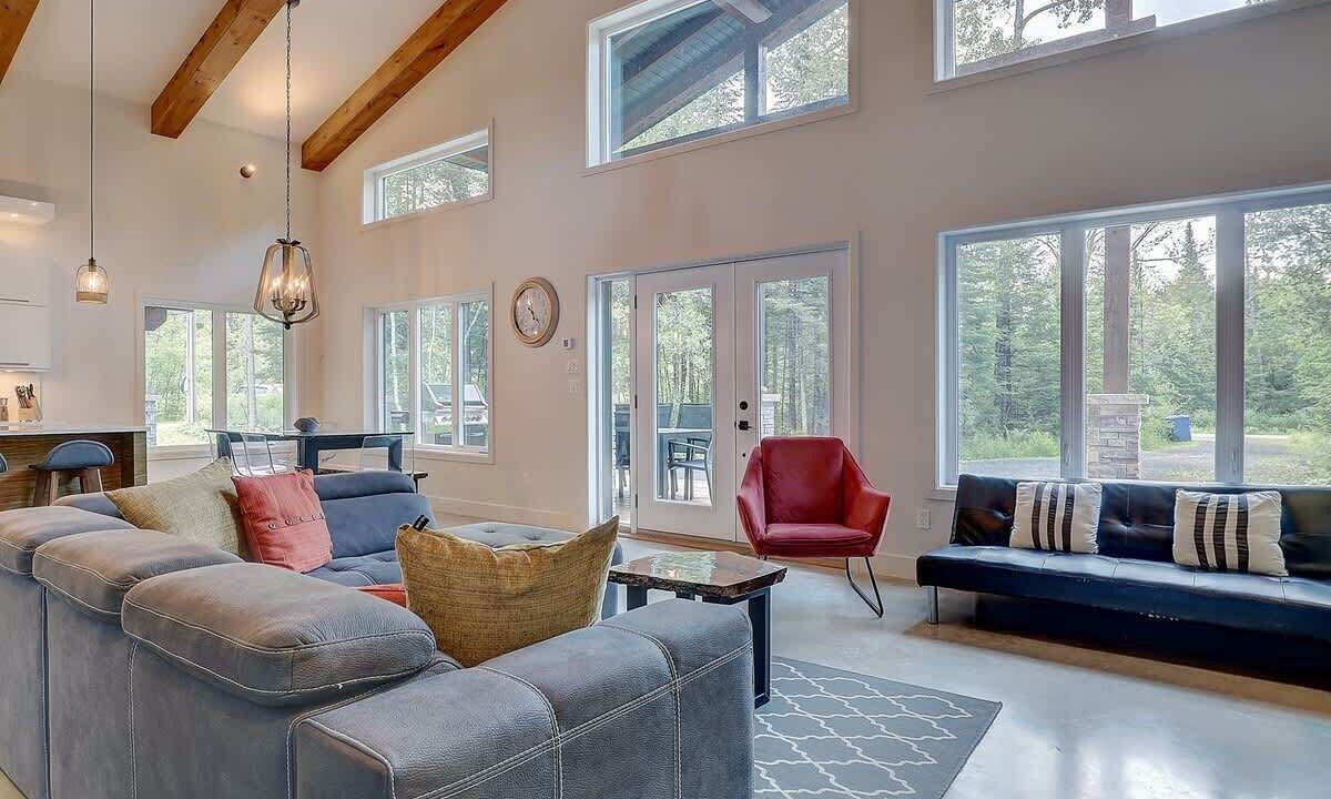 Photo of Livingroom in Stanstead Township
