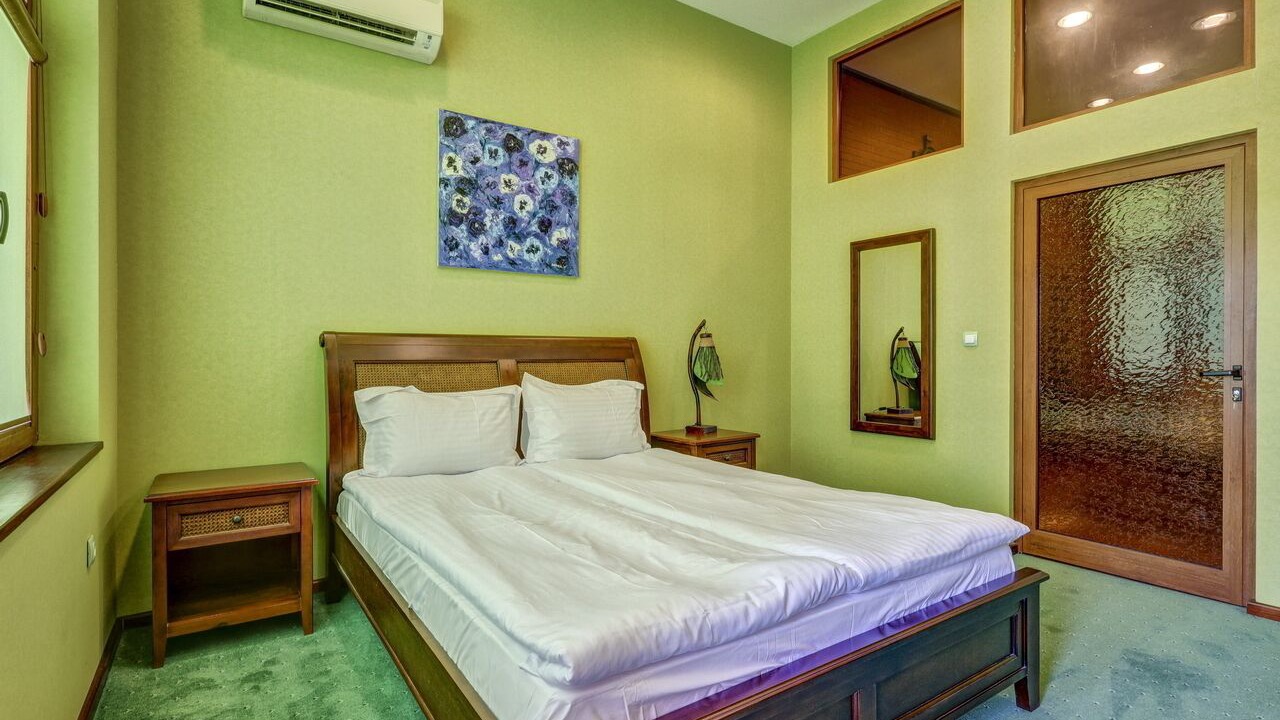 Photo of Bedroom in Golden Sands