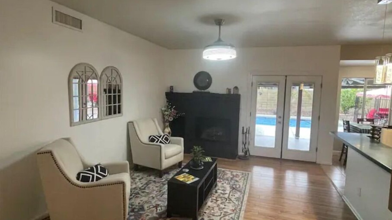 Photo of Livingroom in Alta Mesa Community Association
