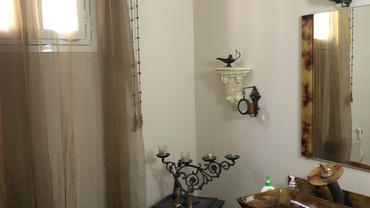 Photo of Bathroom in Al-'Amriyah