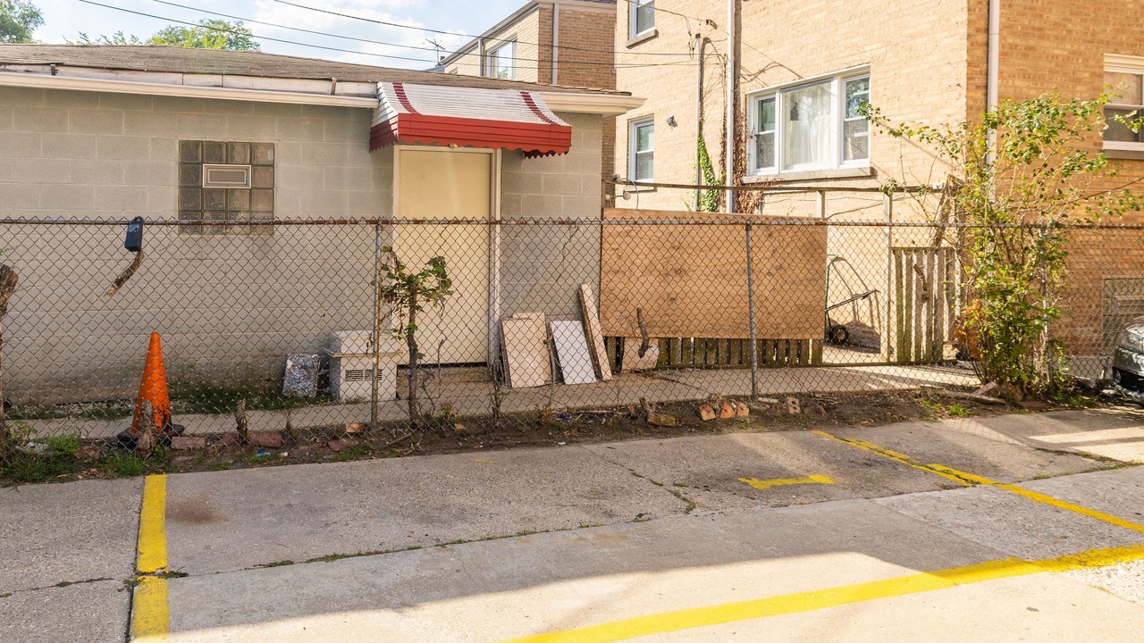 Photo of Outdoor in Evanston
