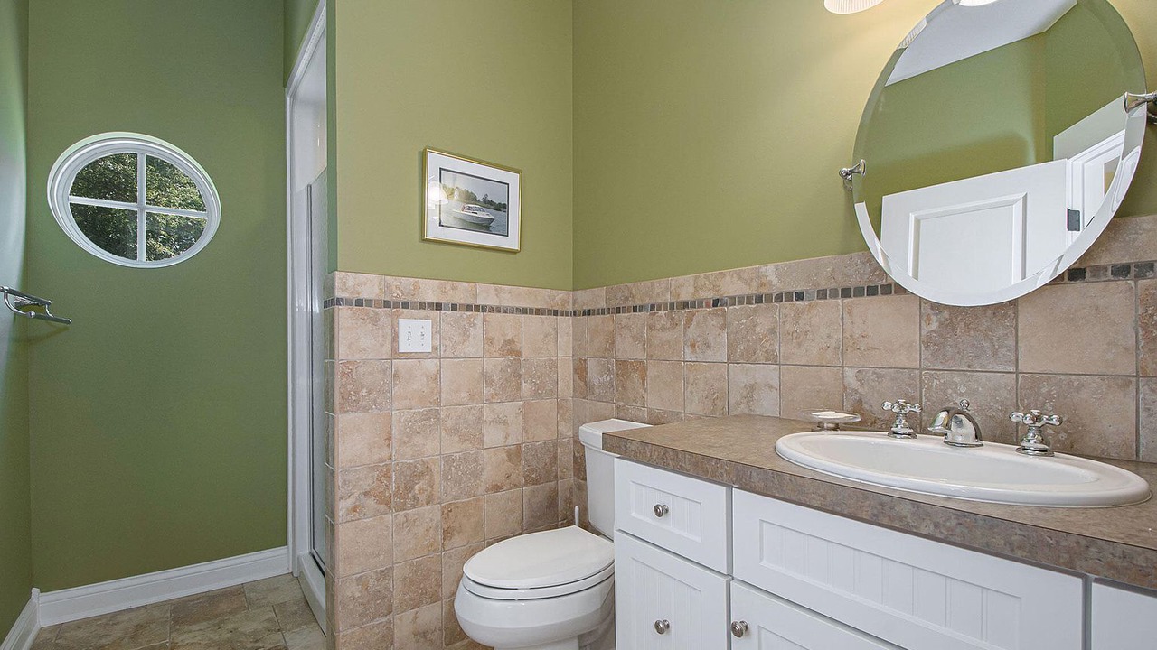 Photo of Bathroom in Gowen
