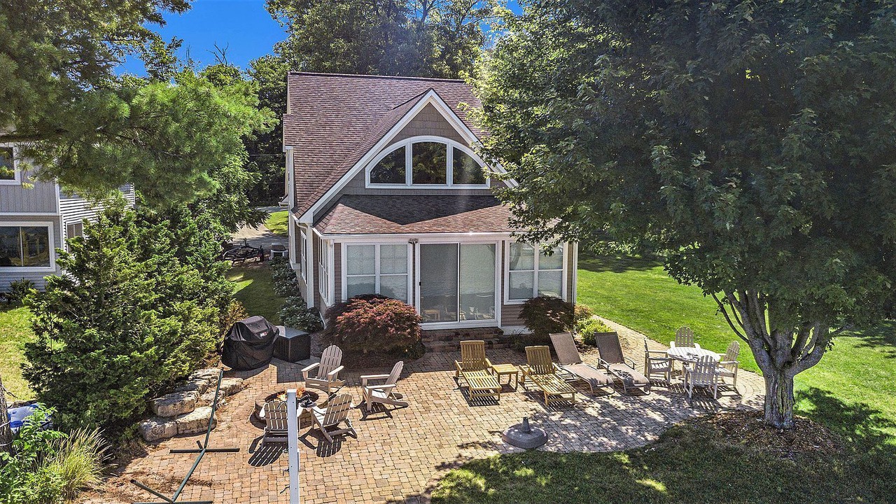Photo of Outdoor in Gowen