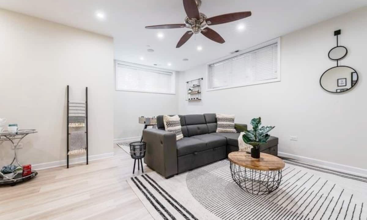 Photo of Livingroom in Pulaski Park