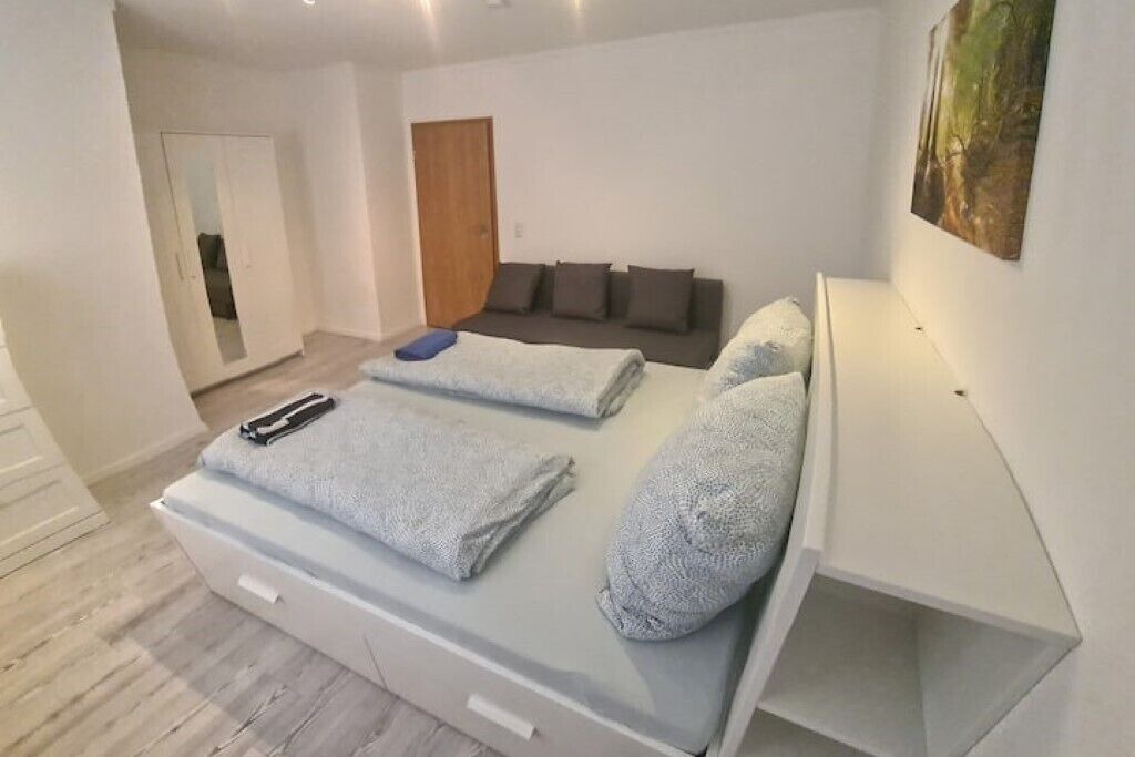 Photo of Bedroom in Rust