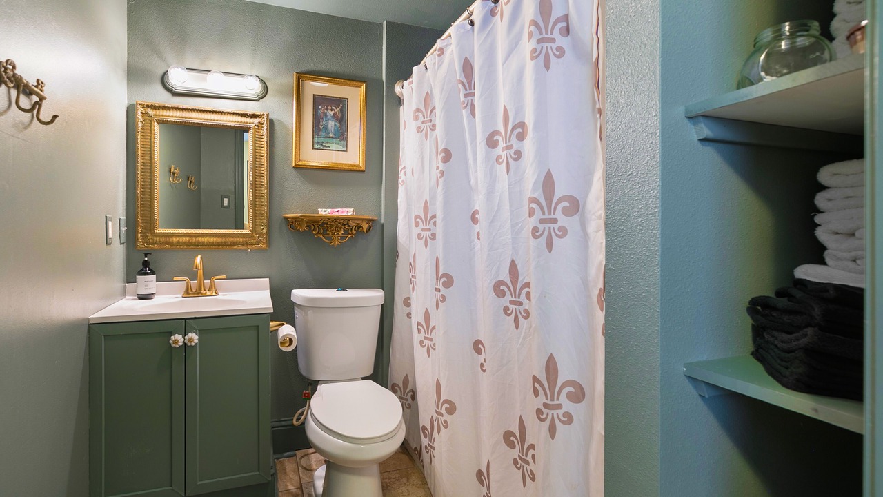Photo of Bathroom in Saint Thomas Development