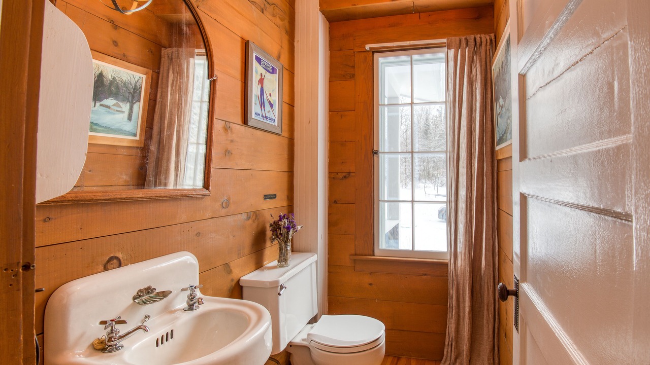 Photo of Bathroom in Bethlehem