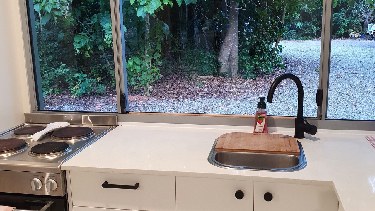 Photo of Kitchen in McMinns Lagoon