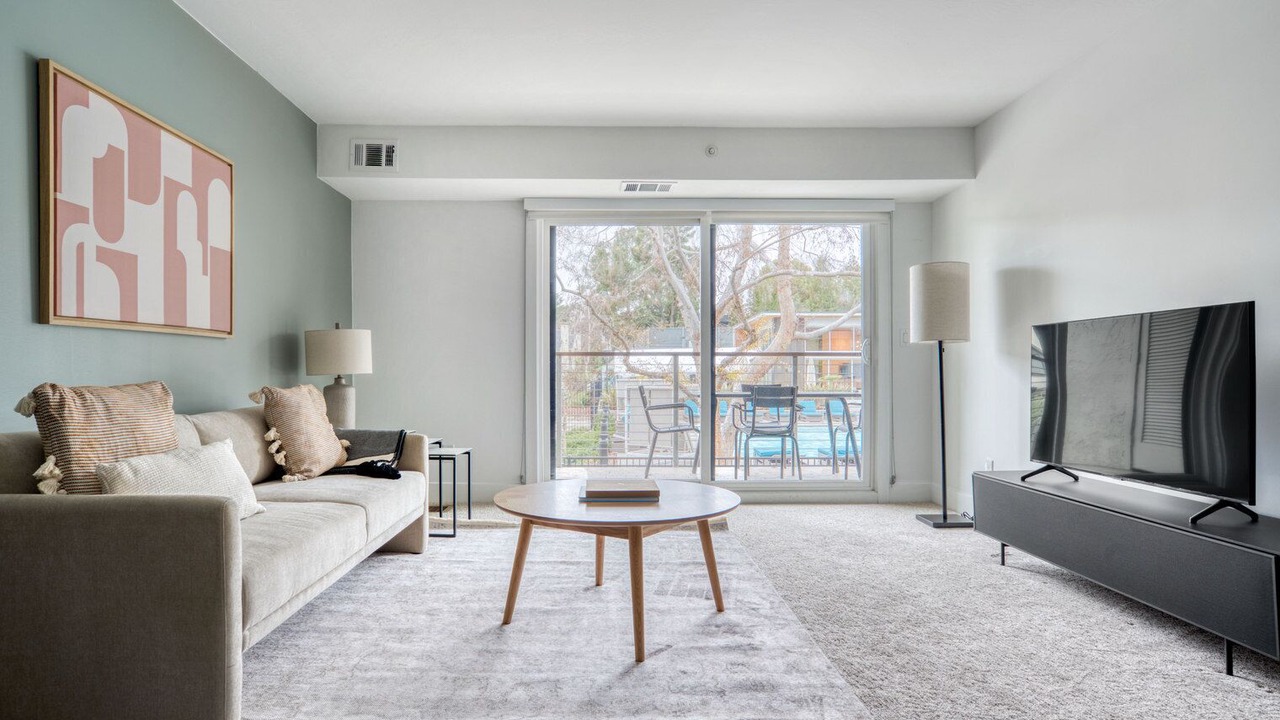 Photo of Livingroom in Sharon Heights