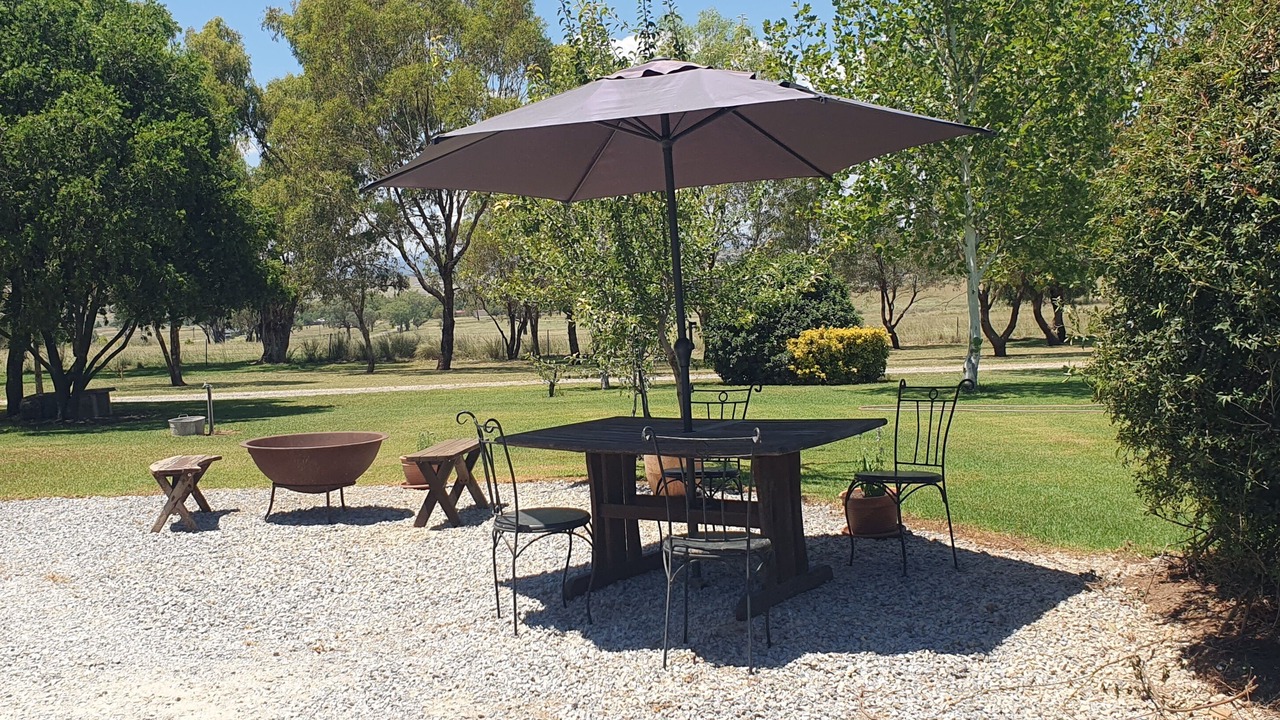 Photo of Outdoor in Timbumburi