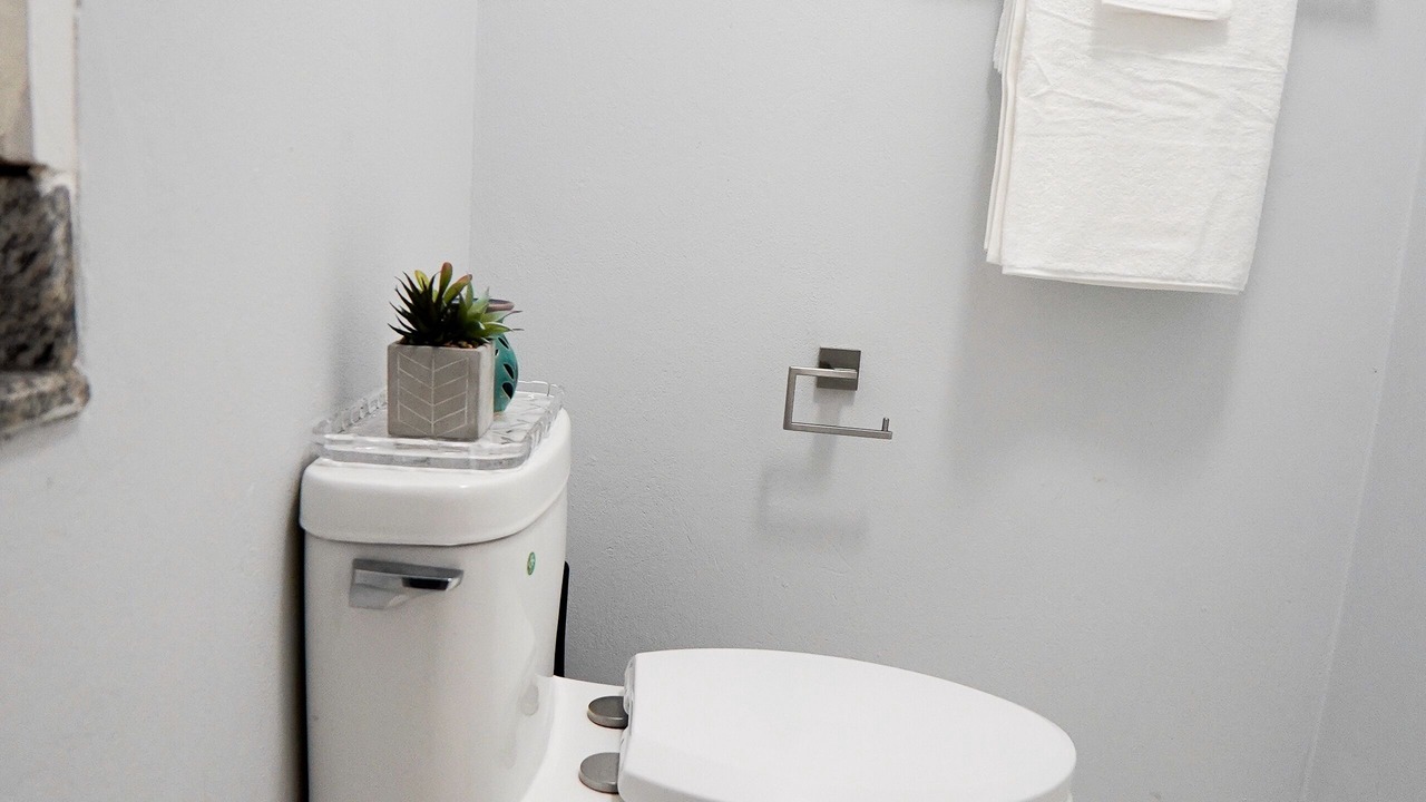 Photo of Bathroom in Mango Walk