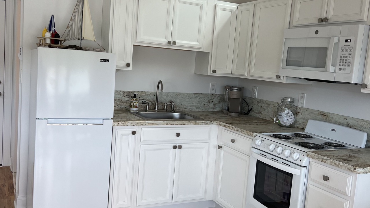 Photo of Kitchen in Middlefield