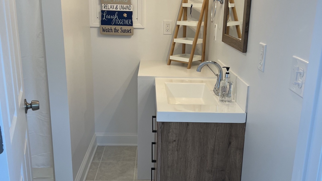 Photo of Bathroom in Middlefield