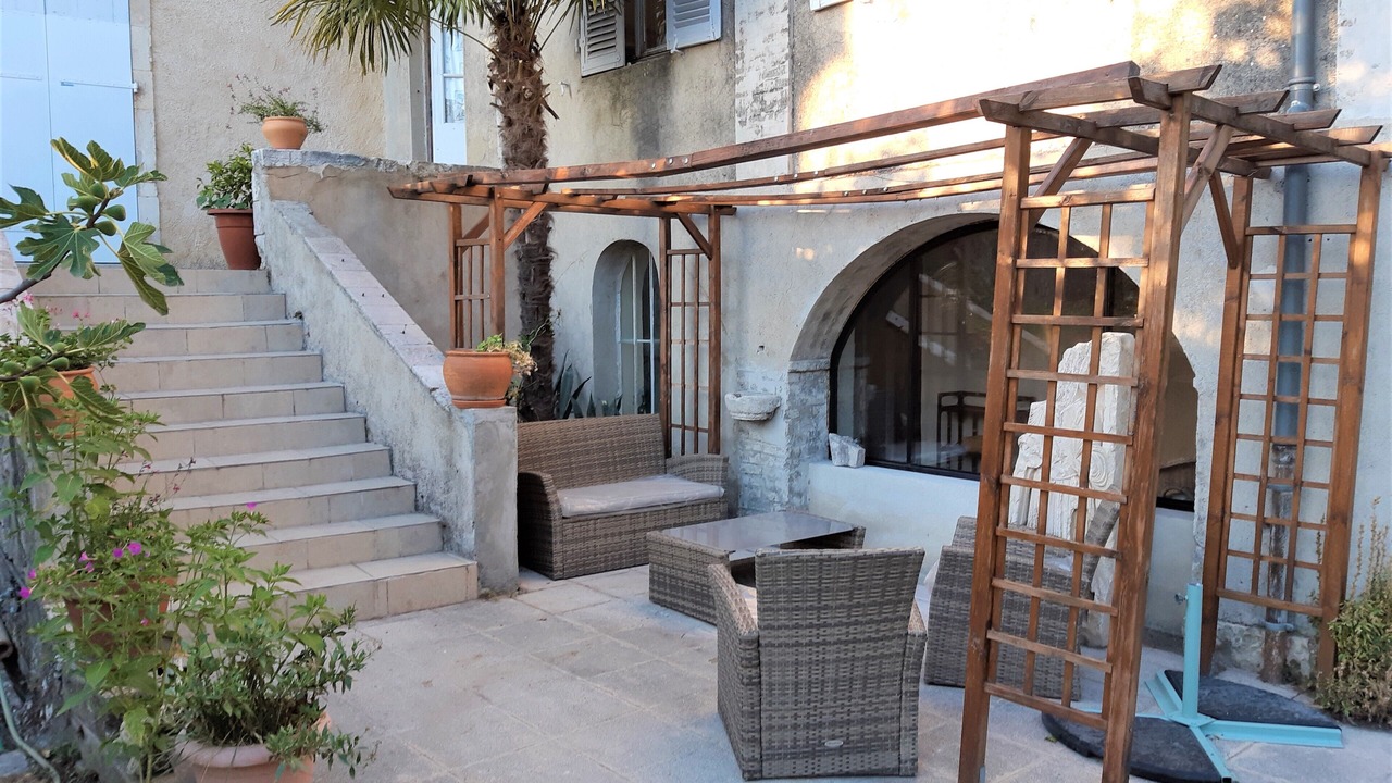 Photo of Patio Balcony in Viviers