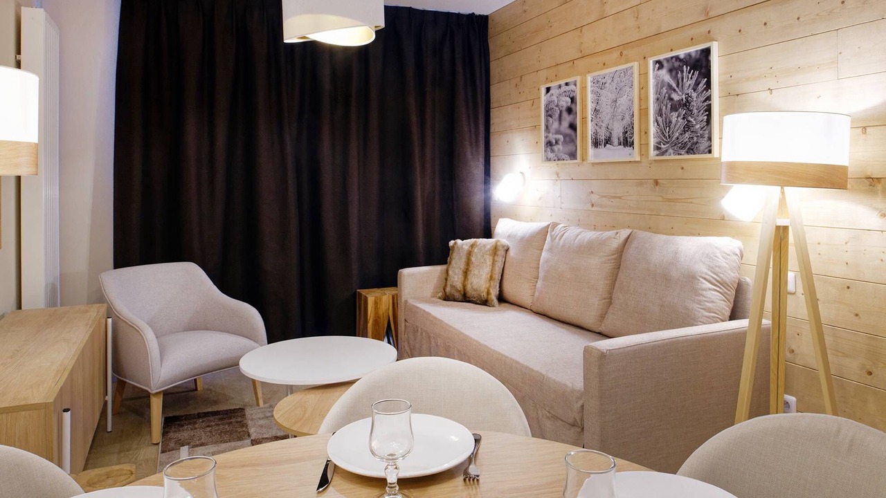 Photo of Bedroom in Eclose-Est