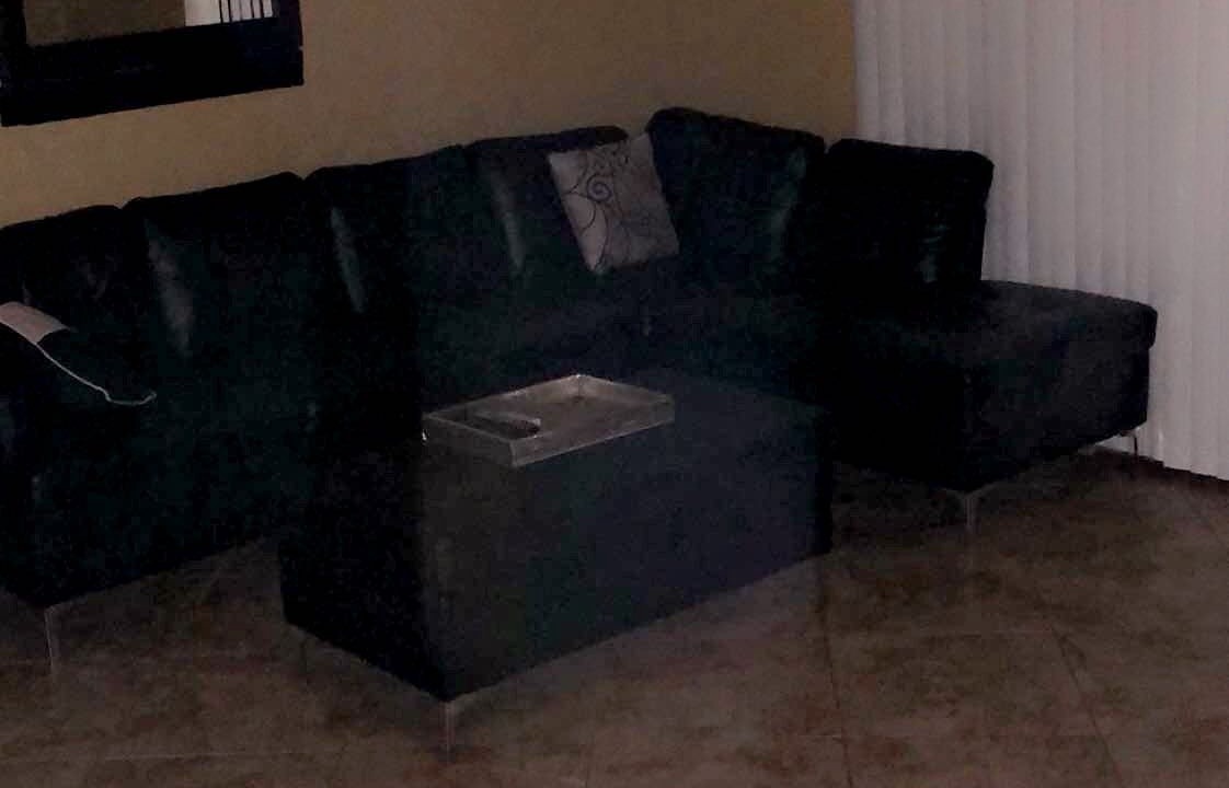 Photo of Livingroom in Foothills Club West
