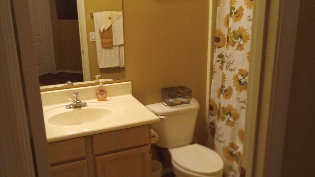 Photo of Bathroom in Foothills Club West