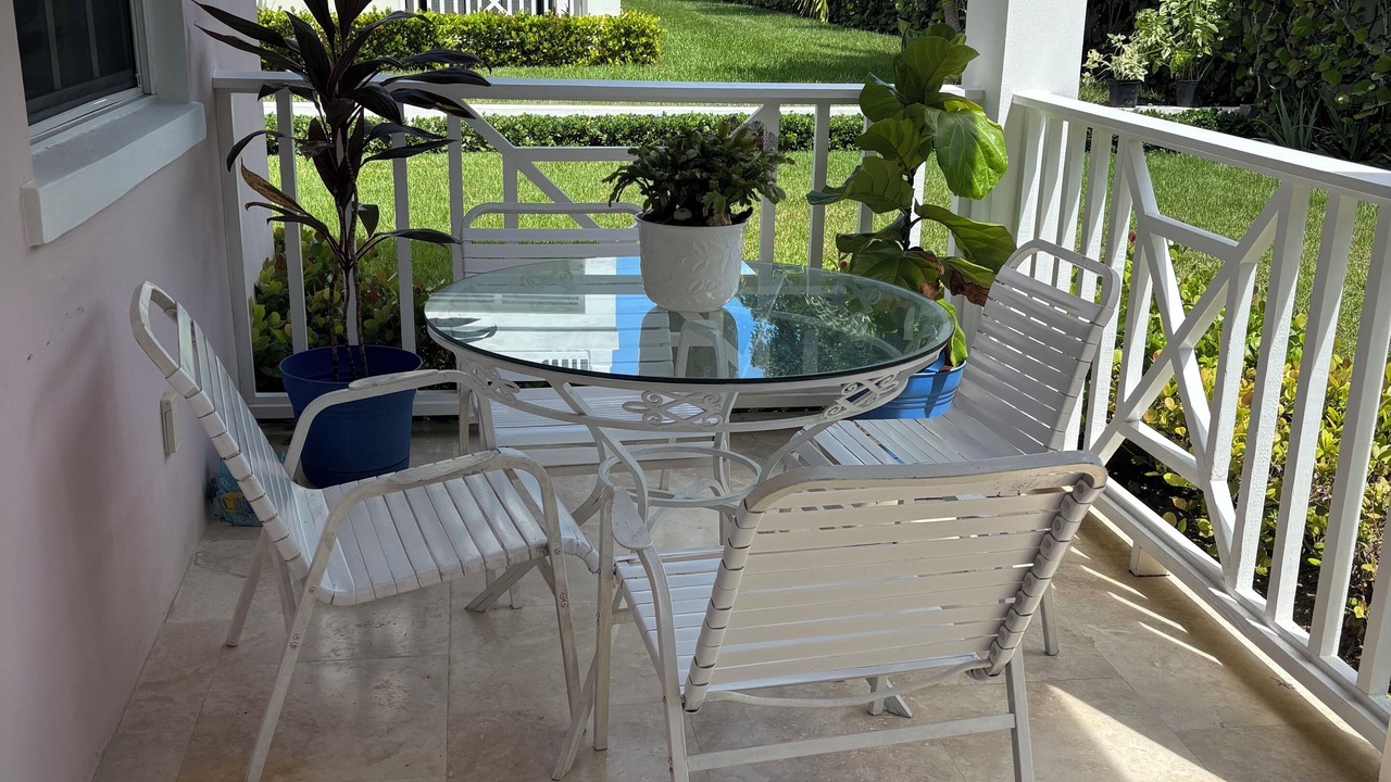 Photo of Outdoor in Palm Cay