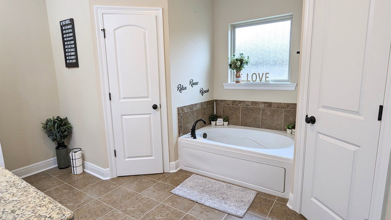 Photo of Bathroom in Lake Charles