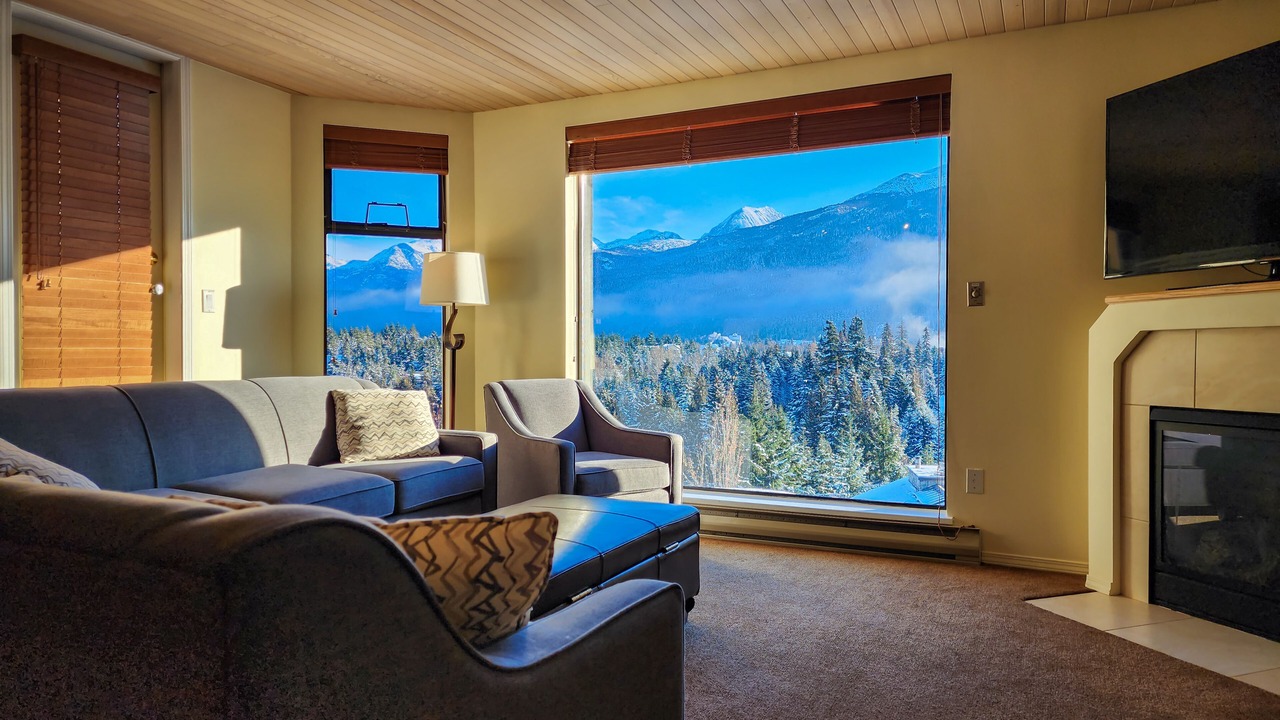 Photo of Livingroom in Blueberry Hill