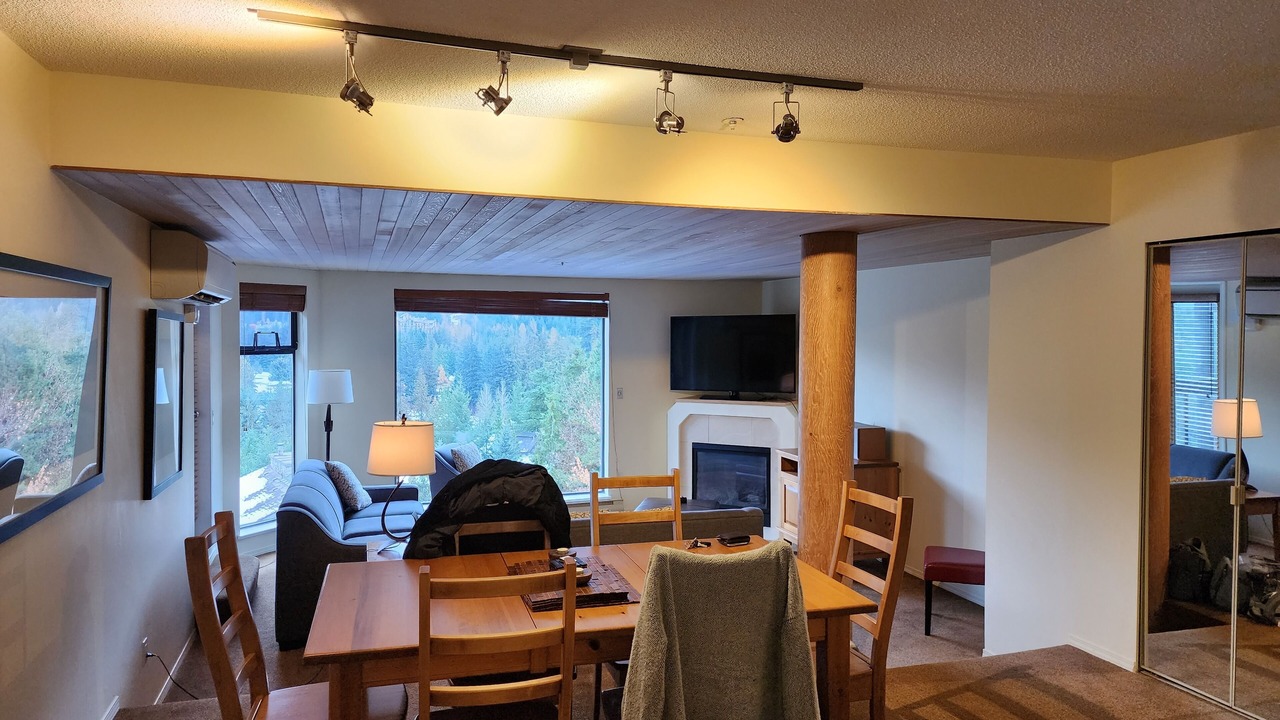 Photo of Livingroom in Blueberry Hill