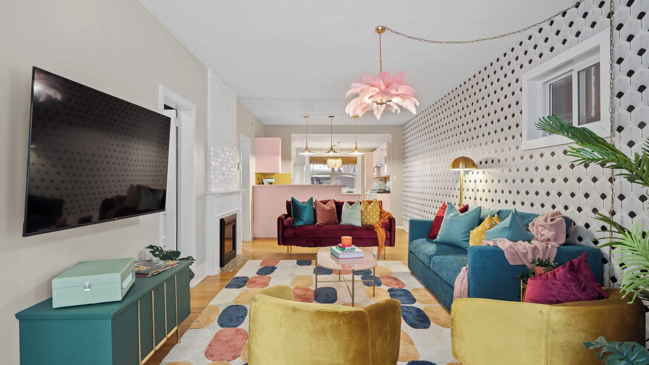 Photo of Livingroom in Drumheller