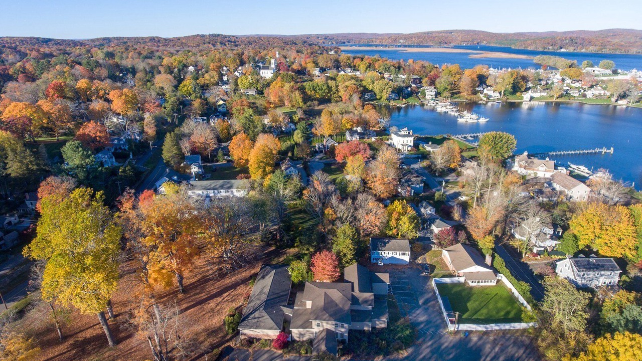 Photo of Outdoor in Clinton