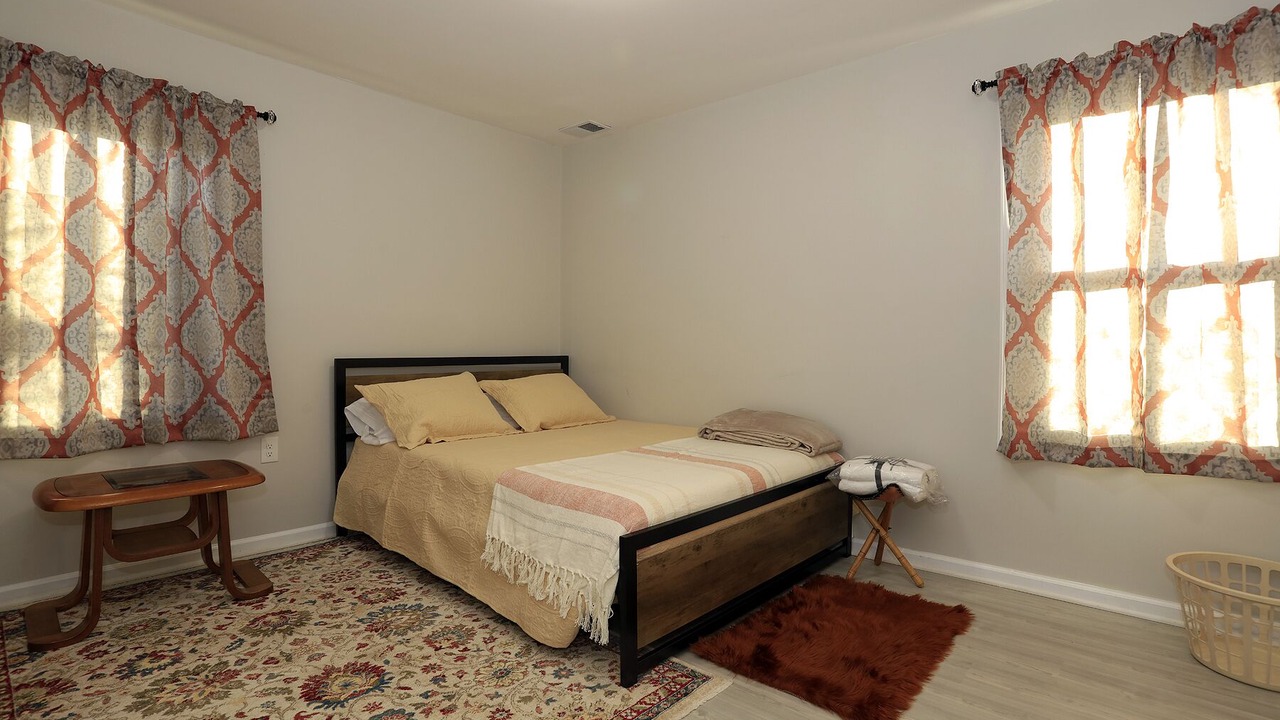 Photo of Bedroom in Ypsilanti