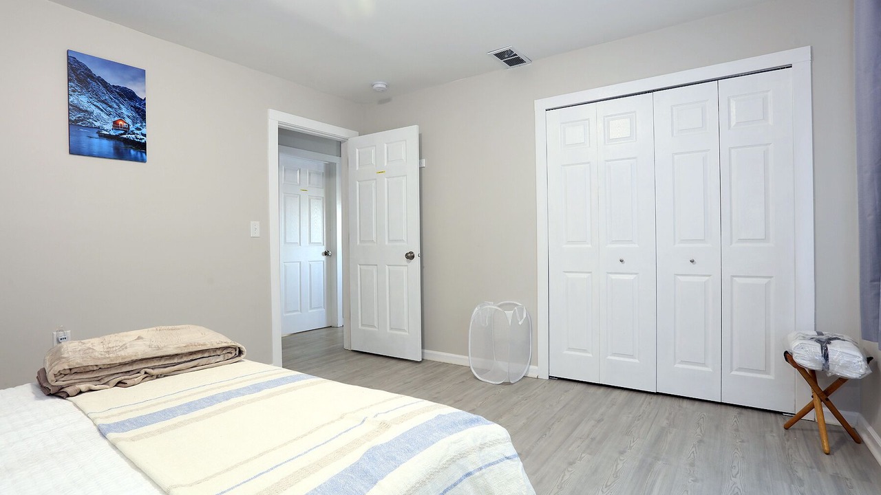 Photo of Bedroom in Ypsilanti