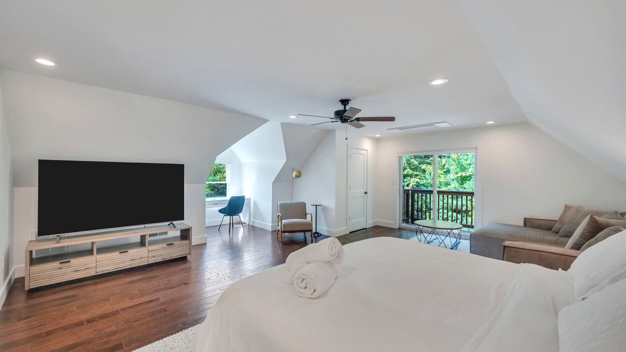 Photo of Bedroom in Mount Marion