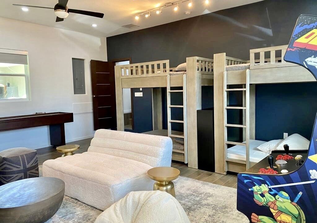 Photo of Bedroom in Bodden Town