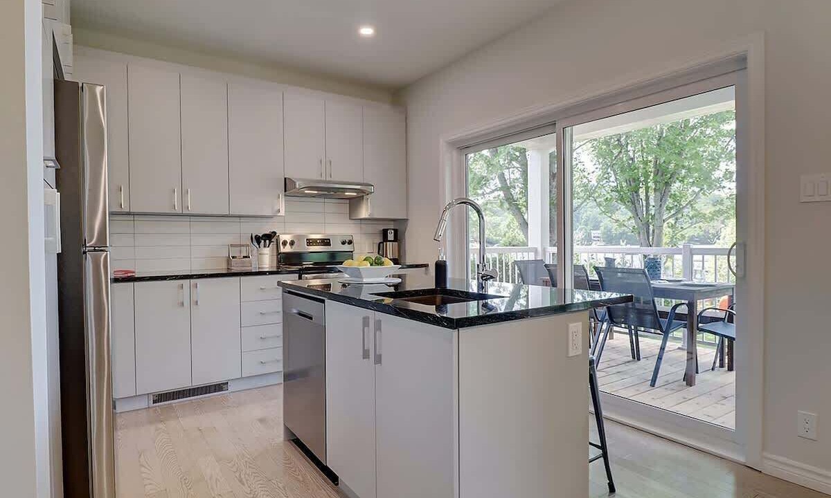 Photo of Kitchen in Stanstead Township
