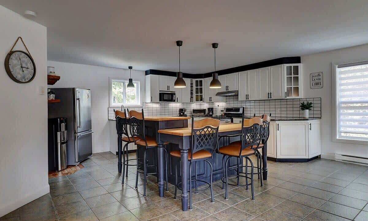 Photo of Kitchen in Dudswell