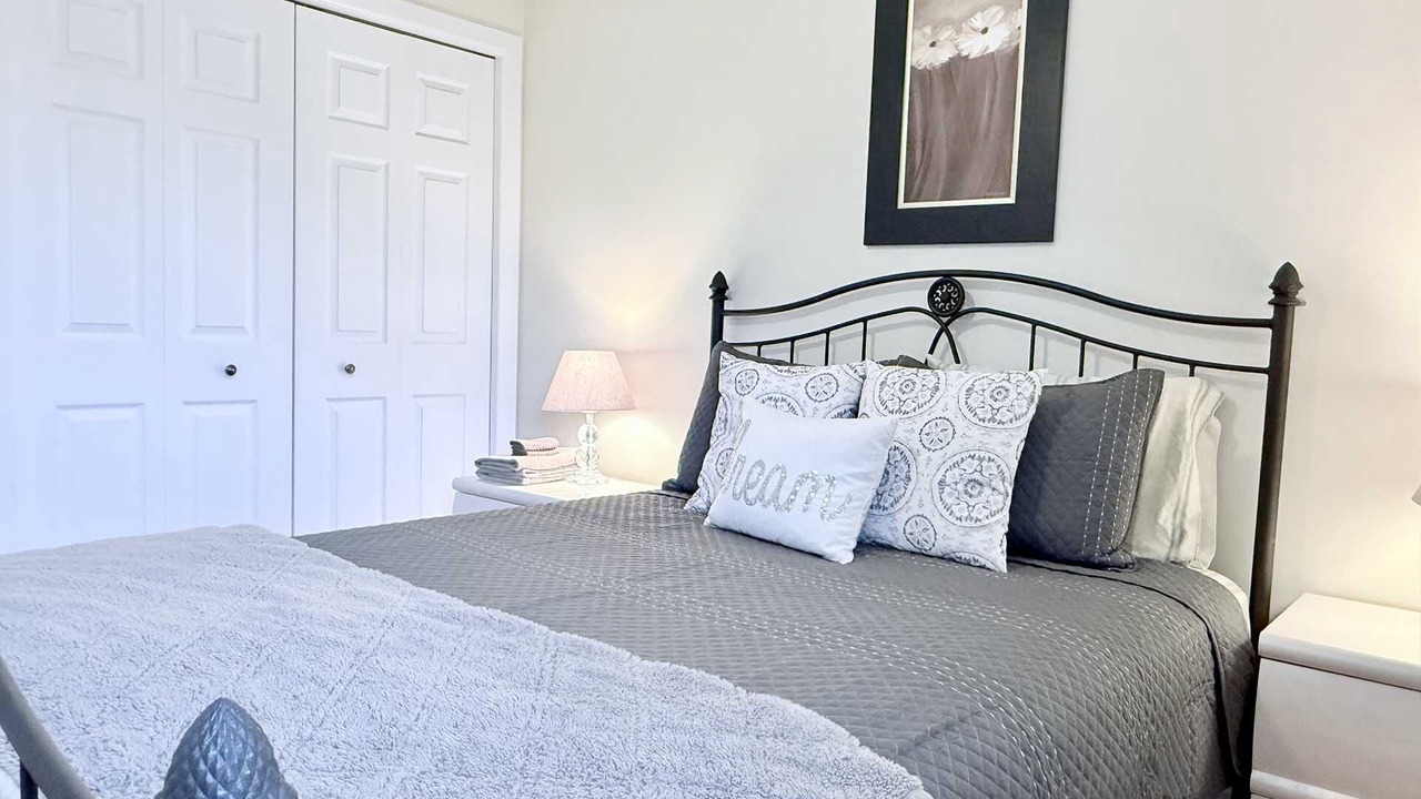 Photo of Bedroom in Stanstead Township