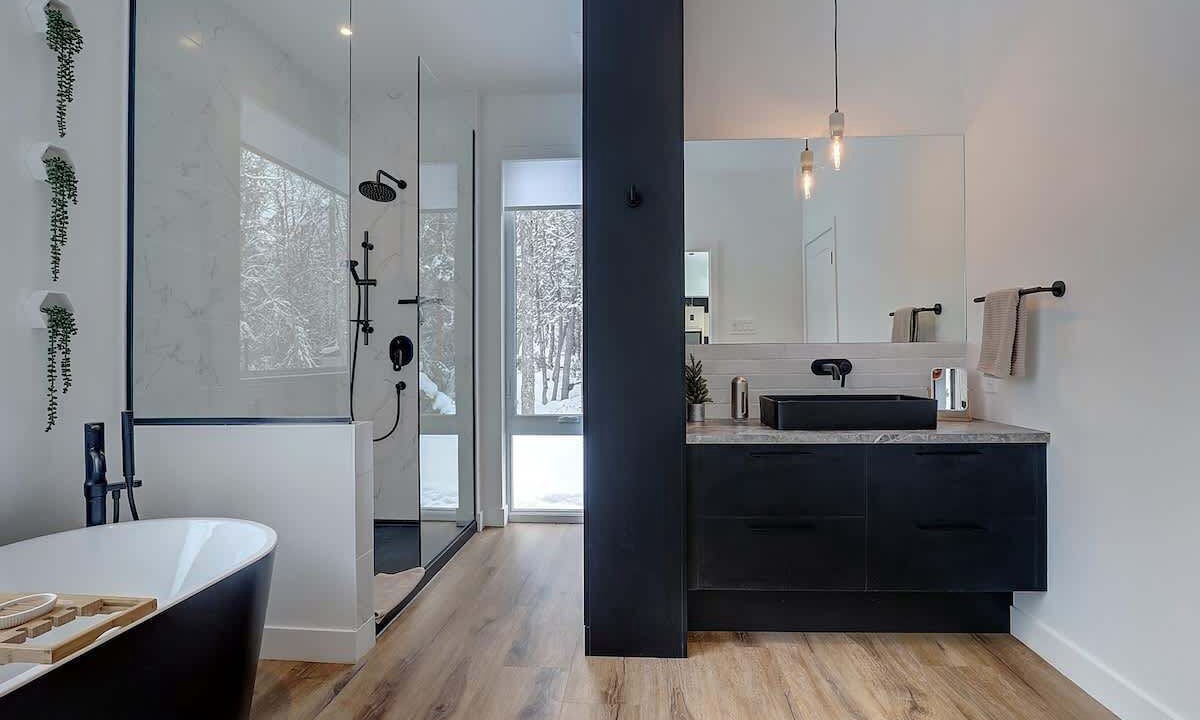 Photo of Bathroom in Stanstead Township