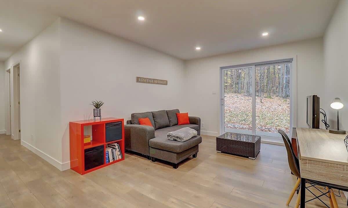 Photo of Livingroom in Eastman