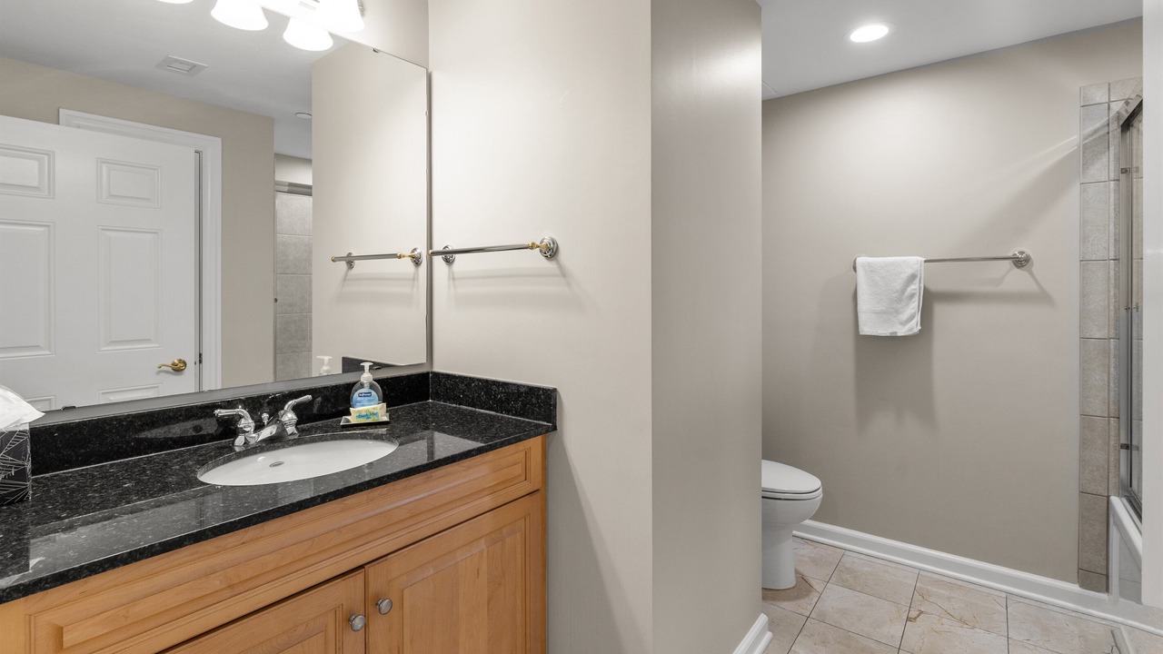 Photo of Bathroom in Arcadian Shores