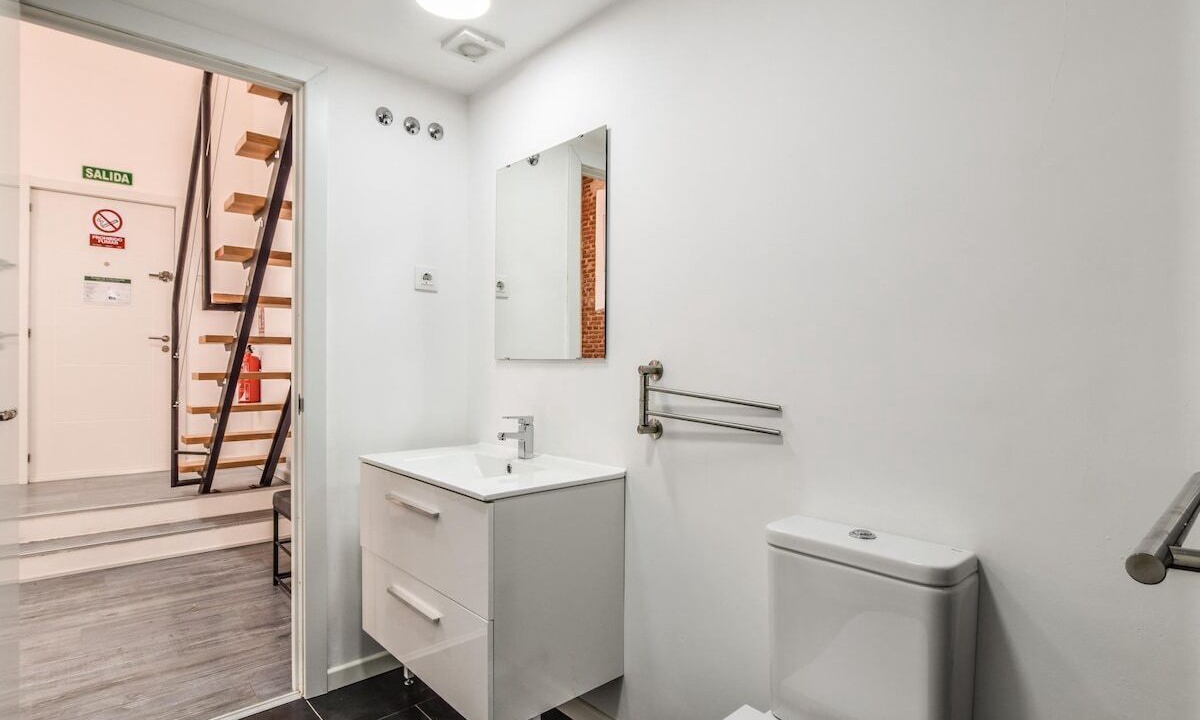 Photo of Bathroom in Cuatro Caminos