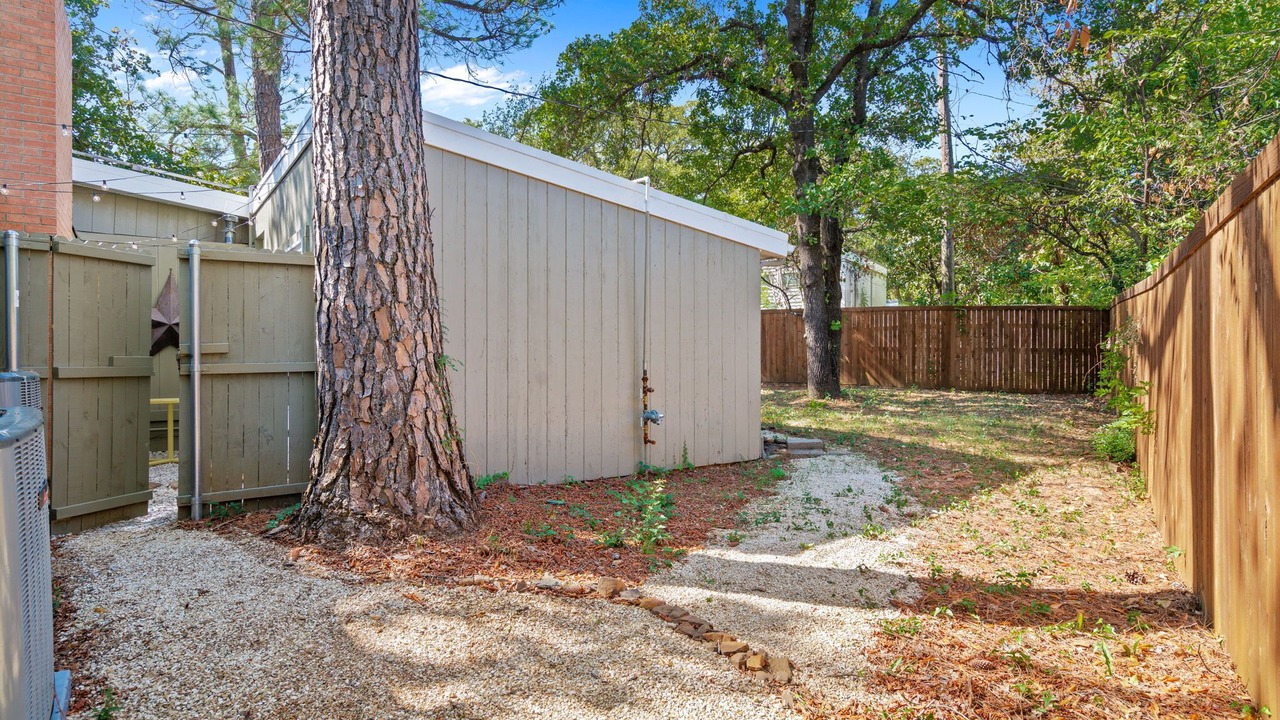 Photo of Outdoor in Denton