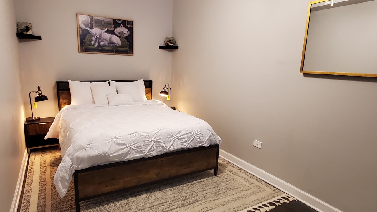 Photo of Bedroom in West Bucktown