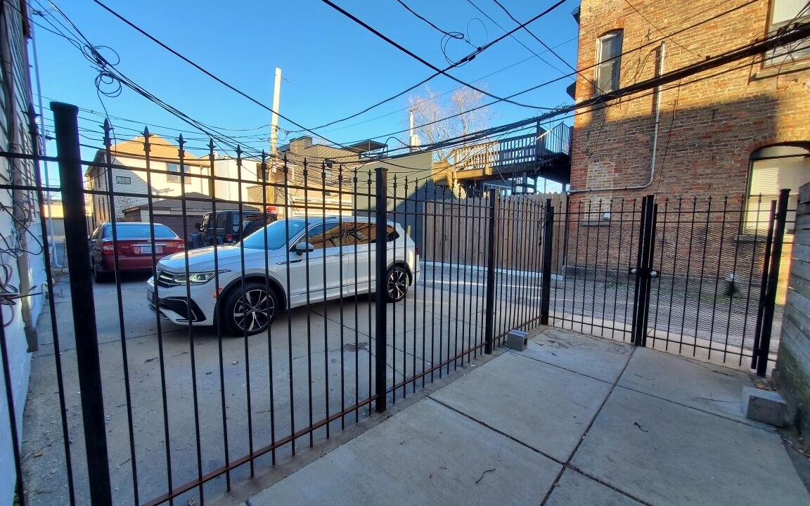 Photo of Others in West Bucktown
